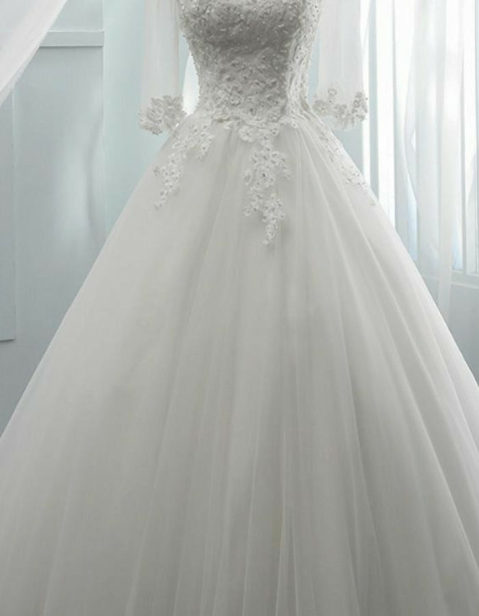 Elegant Wedding Gown